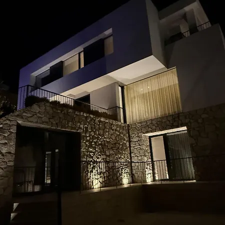 فيلة Luxury Silente *