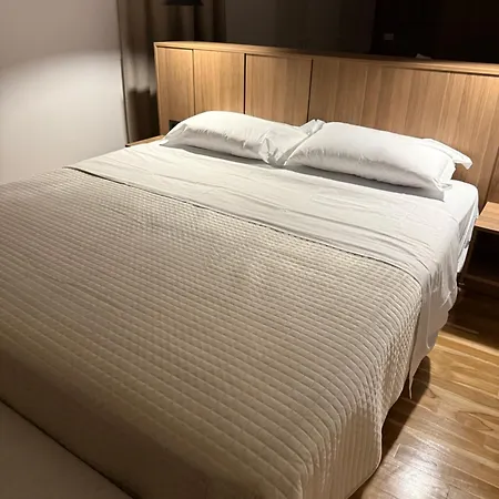 Luxury Silente Mjull-Bathore