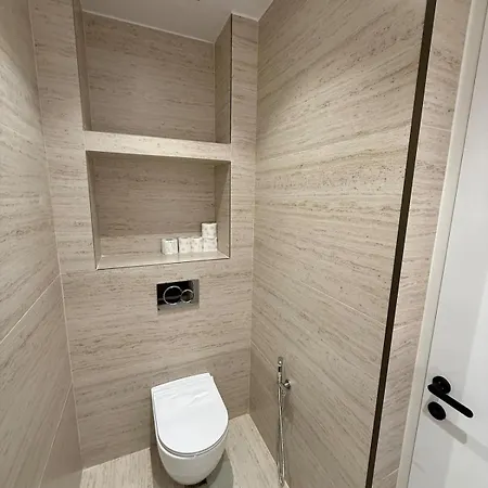 Villa Luxury Silente Mjull-Bathore